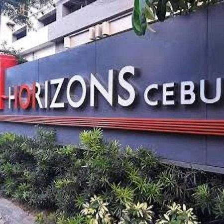 Ferienwohnung Horizon 101 A1 Shortwalk Robinson Mall Mango Square Bars Free Pool Cebu Stadt Exterior foto