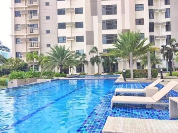 Ferienwohnung Horizon 101 A1 Shortwalk Robinson Mall Mango Square Bars Free Pool Cebu Stadt Exterior foto